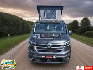 GREY 2024 RENAULT TRAFIC LL30 EXTRA SPRT BLU DCI  4 Berth  Camper van - Imaging+