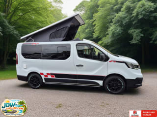 WHITE 2023 RENAULT TRAFIC SL28 B-NESS + BLUE DCI  4  Berth  Camper van - Imaging+