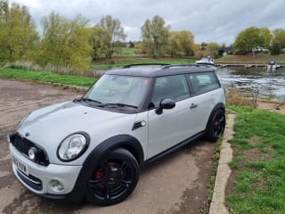 SILVER 2012 MINI COOPER CLUBMAN - Photo 2