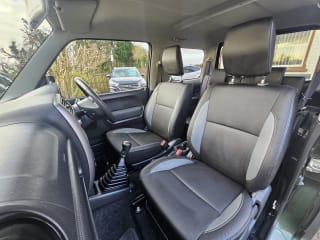 GREEN AND GREY 2017 SUZUKI JIMNY SZ4 4X4 - Photo 15