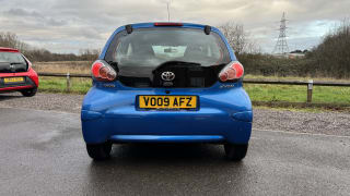 BLUE 2009 TOYOTA AYGO BLUE VVT-I - Mobile Upload