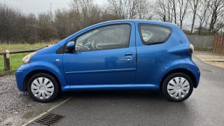 BLUE 2009 TOYOTA AYGO BLUE VVT-I - Mobile Upload