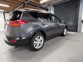 GREY 2013 TOYOTA RAV4 INVINCIBLE D-4D - Photo 7