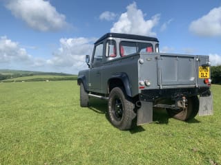 SILVER AND BLACK 2006 LAND ROVER DEFENDER 90 TD5 - Photo 5