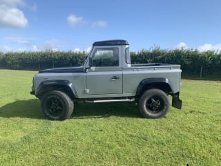 SILVER AND BLACK 2006 LAND ROVER DEFENDER 90 TD5 - Photo 6