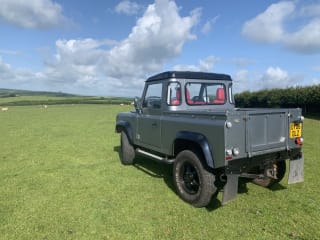 SILVER AND BLACK 2006 LAND ROVER DEFENDER 90 TD5 - Photo 9