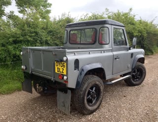SILVER AND BLACK 2006 LAND ROVER DEFENDER 90 TD5 - Photo 13