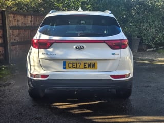 White 2017 Kia Sportage - Photo 4