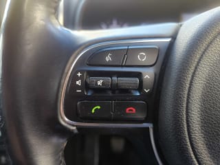 White 2017 Kia Sportage - Photo 17