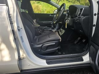 White 2017 Kia Sportage - Photo 19