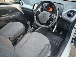 White 2016 Citroen C1 - Photo 12