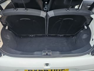 White 2016 Citroen C1 - Photo 23