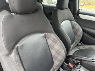 WHITE 2015 MINI COOPER D - Photo 17