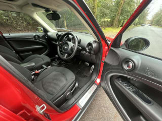 RED 2015 MINI COUNTRYMAN COOPER SD AUTO - Photo 9