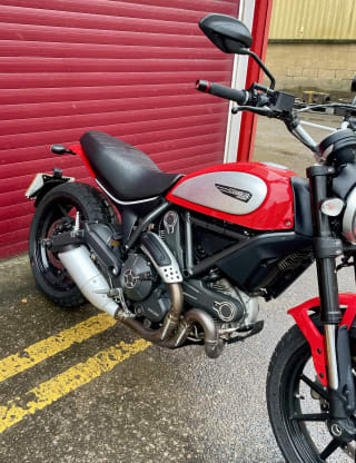 Red  2015 DUCATI SCRAMBLER - Photo 18