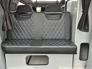 GREY 2022 TOYOTA PROACE ICON - Mobile Upload