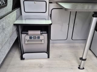 GREY 2022 TOYOTA PROACE ICON - Mobile Upload