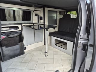 GREY 2020 VAUXHALL VIVARO 2900 DYNAMIC  - Mobile Upload