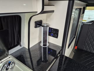 GREY 2020 VAUXHALL VIVARO 2900 DYNAMIC  - Mobile Upload