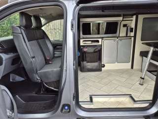 GREY 2020 VAUXHALL VIVARO 2900 DYNAMIC  - Mobile Upload