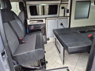 GREY 2020 VAUXHALL VIVARO 2900 DYNAMIC  - Mobile Upload