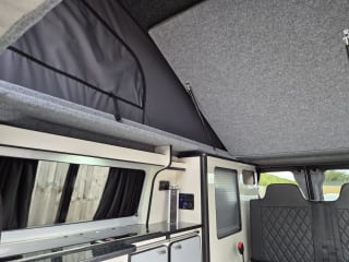 GREY 2020 VAUXHALL VIVARO 2900 DYNAMIC  - Mobile Upload