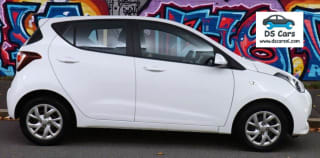 WHITE 2018 HYUNDAI i10  - Photo 5
