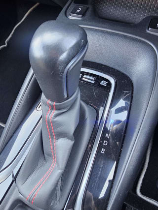 SILVER 2021 TOYOTA COROLLA 1.8VVT CVT - Photo 21