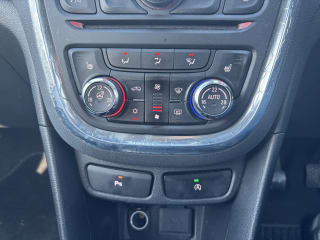 White 2016 Vauxhall Mokka - Photo 22