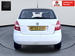 White 2009 Skoda Fabia - Photo 8