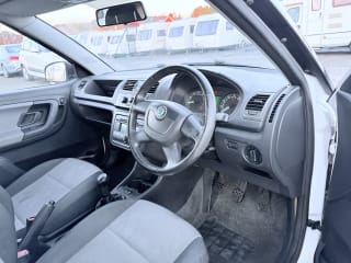 White 2009 Skoda Fabia - Photo 14