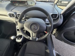 BLACK 2010 Citroen C3 PICASSO - Mobile Upload