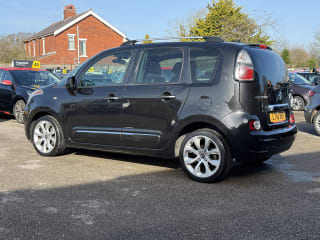 BLACK 2010 Citroen C3 PICASSO - Mobile Upload