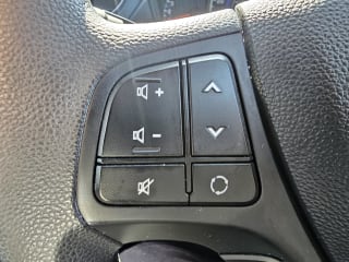 WHITE 2018 HYUNDAI i10  - Photo 27