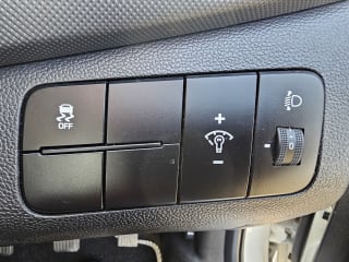 WHITE 2018 HYUNDAI i10  - Photo 35