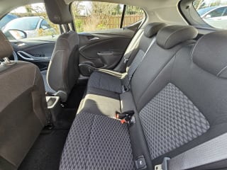 GREEN 2017 VAUXHALL ASTRA  - Photo 16