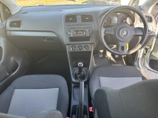 SILVER 2012 VOLKSWAGEN POLO S 60 - Photo 2