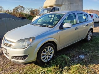 SILVER 2011 VAUXHALL ASTRA SPECIAL CDTI - Photo 3