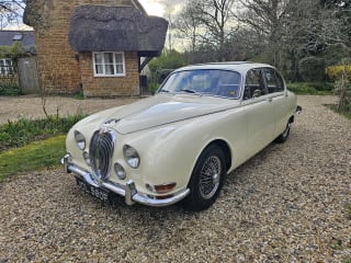 CREAM 1967 JAGUAR 3.4 S TYPE - Photo 2