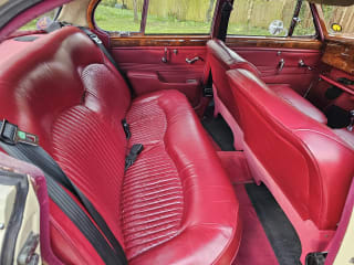 CREAM 1967 JAGUAR 3.4 S TYPE - Photo 11