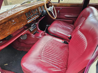 CREAM 1967 JAGUAR 3.4 S TYPE - Photo 13