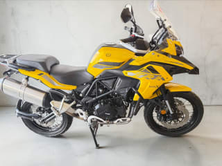YELLOW 2022 BENELLI TRK 502 X E5 - Photo 5