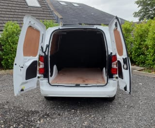 WHITE 2021 VAUXHALL COMBO 2300 SPORTIVE TD S/S - Photo 8