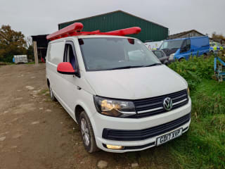 WHITE 2017 VOLKSWAGEN TRANSPORTER T28 H-LN TDI BMT - Photo 9