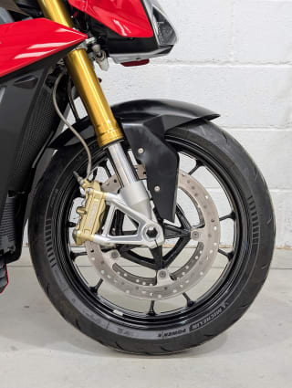 RED 2014 BMW S 1000 R - Photo 6