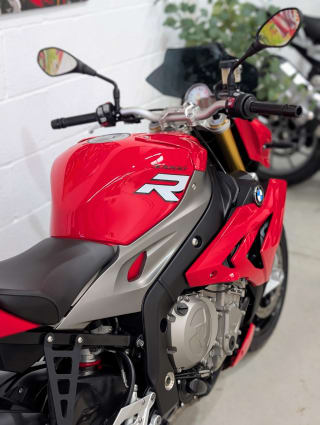 RED 2014 BMW S 1000 R - Photo 15