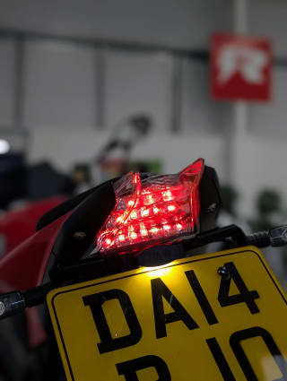 RED 2014 BMW S 1000 R - Photo 16
