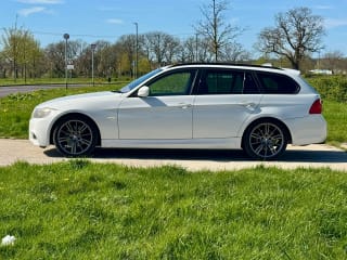 WHITE 2012 BMW 320I SPORT PLUS EDITION AUTO - Photo 4