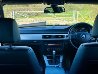 WHITE 2012 BMW 320I SPORT PLUS EDITION AUTO - Photo 6