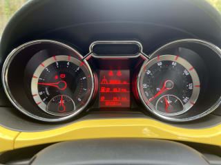 YELLOW 2014 VAUXHALL ADAM JAM S/S - Photo 31